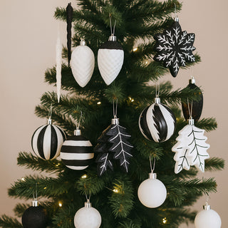 Neo Black and White 110PCS Christmas Tree Ornaments Set Shatterproof Baubles Decorations Tree Topper Star Luxury Ornament Kit Christmas Easy to Hang Home Party Décor Star Topper, Balls, Snowflakes & Icicles